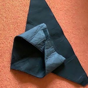 One Aerostitch Fleece Wind Triangle